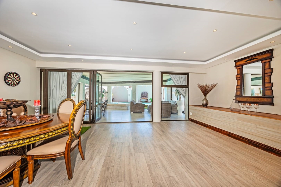 8 Bedroom Property for Sale in Baronetcy Estate Western Cape